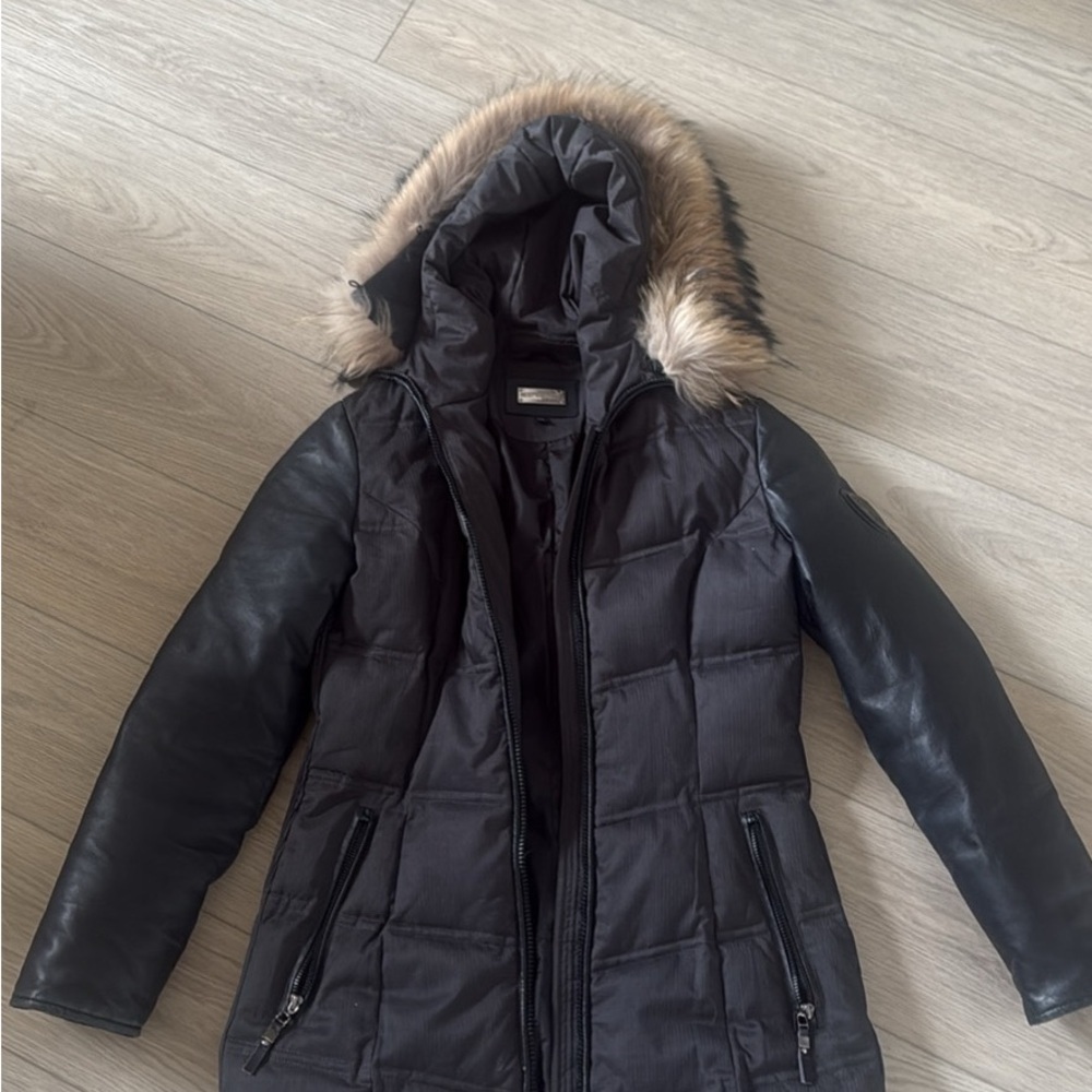 Women's Black Puffer Sicily Clothing Jacket with Faux Fur Hood